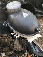 MERCEDES BENZ E-KLASA W207 ZBIORNICZEK WYRÓWNAWCZY