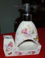 POJEMNIK NA MYDŁO W PŁYNIE **PORCELANA **