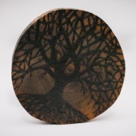 DREWNIANA RĘCZNIE WYPALANA PODKŁADKA POD KUBEK “Drzewo życia" HANDMADE