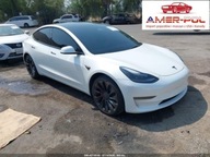 Tesla Model 3 Performance dual motor all-wheel drive Elektryczny 455KM