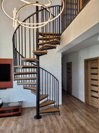 Schody spiralne, kręcone pionowa balustrada ażurowa