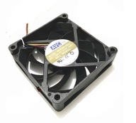 Wentylator DESC0715B2U 12V DC 0,7A 70x70x20 cichy chociaż używany 29-11-5