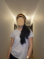 Czapka jamajska z dredami