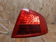 AUDI A8 D3 2002- PRAWA TYLNA LAMPA W BŁOTNIK LED 4E0945096C ORYGINAŁ