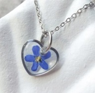 Małe serduszko z niezapominajką, antyalergiczne, prezent dla Dziewczyny