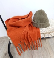 NOWY zestaw szal puchaty z frędzlami czapka prążkowana