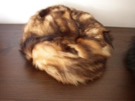 Czapka toczek z naturalnego futra lisa