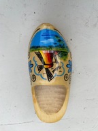 Stary bucik drewniany recznie robiony