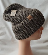 (08) Czapka wełniana XS/S - rozmiar uniwersalny ok. 48 - 54 cm.