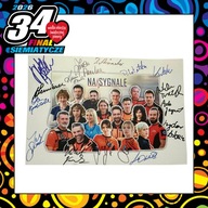 Zdjęcie z autografami aktorów „Na Sygnale” [WOŚP Siemiatycze]