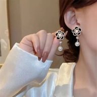 KOLCZYKI KWIAT cyrkonie vintage elegancki pozłacane KAMELIA halowen ,ślub