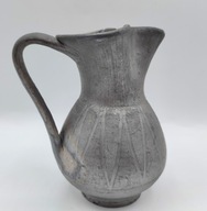 Starodawny dzbanek wypalany na czarno ręczna praca