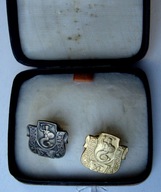 Zestaw odznak Odbudowa Warszawy- stolicy złota i srebrna - oryginalne etui