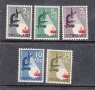 HOLANDIA Mi 662-666 MIKROSKOP seria z 1955
