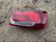 LAMPA PRAWA TYLNA W BŁOTNIK AUDI A3 8V SEDAN 8V5945096 ZWYKŁA EU