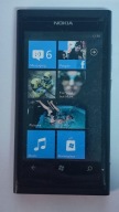 Atrapa eksponat wystawa prezenter telefon smartfon Nokia Lumia 800