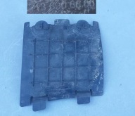 OSŁONA ZAŚLEPKA NADKOLA PRAWY PRZÓD MERCEDES E 213 W213 2136906600