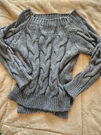 Szary sweterek uniwersalny