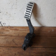 PEDAŁ GAZU VOLVO V70 III 2.4D 31255478