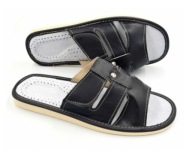 KAPCIE PANTOFLE ODKRYTE MĘSKIE LACZKI SKÓRA PROFILOWANE NA RZEP Domowe 42