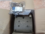 Okładziny Hamulcowe tylne II nadwymiar Mercedes 675 LK-AK-L- 6754214830