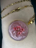 Naszyjnik handmade z suszonymi kwiatkami w żywicy