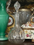 PIĘKNA DUŻA KARAFKA Z EFEKTOWNĄ ZATYCZKA KORKIEM RĘCZNIE CIĘTA KOMPLET