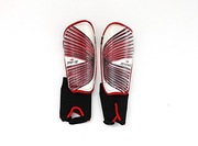 Ochraniacze piłkarskie na piszczel Nagolenniki na goleń MOVE r. M