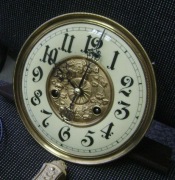 GB Becker P42 ślazak brylant:mechanizm+tarcza+wahadło+gong,sanki!