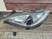 Lampa przednia Chrysler Pacifica 2019