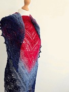 Ręcznie robiona chusta szydełkowa | unikat | gradient czerwony–niebieski