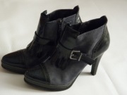 # Świetne botki damskie - TAMARIS - 39 #