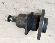 Piasta koła tył + półoś Fiat 126p