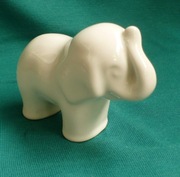 figurka porcelanowa - słoń