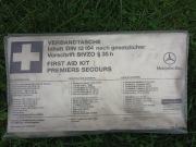 Apteczka Mercedes W201 / 190 / W124