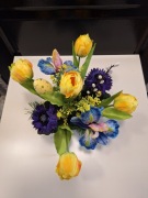 Stroik/ wiązanka na cmentarz,  wiosenna obciążona