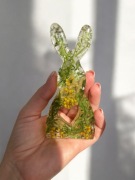 Zajączki z żywicy epoksydowej z zatopionymi roślinami  Handmade  2 szt.
