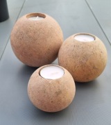 Trzy kamienne marmurowe świeczniki kule na tealight