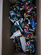 8,5 kg klocków Lego 