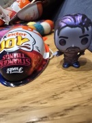 HOPPER  stranger things kinder joy figurka