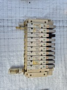 wyspa zaworową SMC, składającą się z 10  modułów elektrozaworów