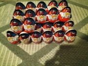 Kinder Joy Chrupiące wafelki z niespodzianką 20 g x 24 sztuki