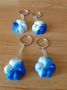 Kocia łapka. Brelok na klucze.