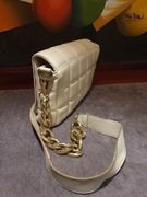 Torebka na ramię z łańcuszkiem kolor ecru, kremowy