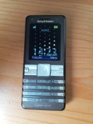 Telefon komórkowy Sony Ericsson K770i + bateria i ładowarka 