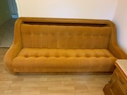 Kanapa rozkładana  z półką