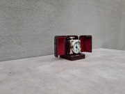 Stary budzik Oficerski w etui  jedna z najmniejszych miniaturek -1920 rok 