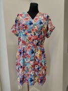 Wzorzysta kolorowa sukienka kopertowy dekolt 44 XXL