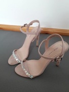 Beżowe zamszowe sandałki na szpilce obcasie z cekinami roz 39