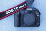 Lustrzanka Canon EOS 5D Mark II Body używana w stanie bardzo dobrym
